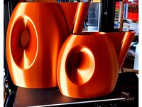 Watering can (elyptical base) by AndyGund