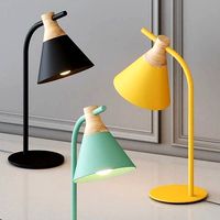 Warmly Patriam Nordic - Desk lamp