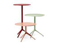 Elliot table by Pedrali