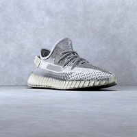 yeezy 350 v2 static low
