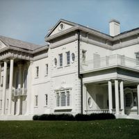 Oakwood Estate Manor