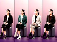 Francine 11283 -4 Texturevariations- Sitting Woman Crossed Legs