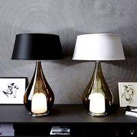 Zoe table lamp