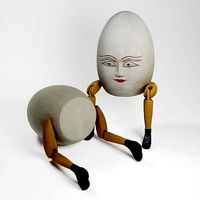 Sitting Wooden Figure Humpty Dumpty 3d scan