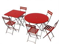 Bistrot metal tables and chairs