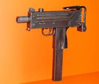 Uzi submachine gun