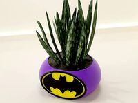 Batman plant pot holder 70 | 3D