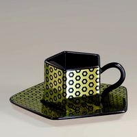 Pentagonal cup