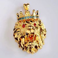 Pendant locket with lion-king and gems | 3D
