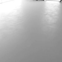 Self-leveling floor