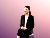 Francine 11283 - Sitting Asian Business Woman