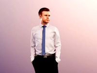 Fabian 12030 - Standing Business Man