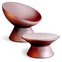 plust fade table and armchair