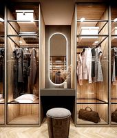 Dressing Room in Bedroom Corona