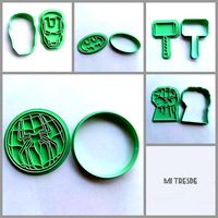 Cutting superheroes Superheroes cortantes y marcadors