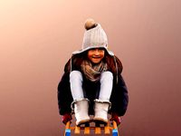 Leonie 12332 - Girl Sledging Winter