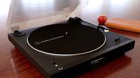 AUDIO-TECHNICA AT-LP60X