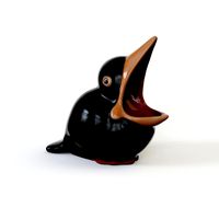 Porcelain figurine jackdaw