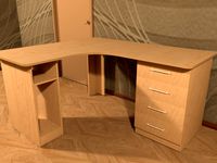 Computer desk