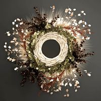 wall wreath of dried flowers 220