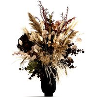 bouquet of dried flowers in a vase 173