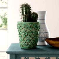 Lambrecht Flower Pot Planter
