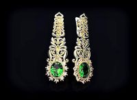 long earrings with a big stone | 3D