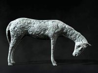 horse sculpture low-poly