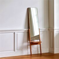 Arc dressing mirror