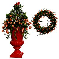 Vase with tulips and a wreath of tulips 05