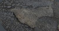 Roadcracks04
