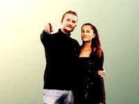 Katy Jorge 12847 - Casual Standing Couple