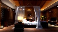 Underwater bedroom