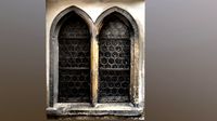 Double window medival