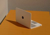 Laptop Revit HPi_Black_and_white