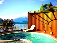 pool view seascape