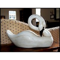 Nayak Swan Figurine