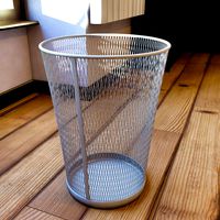 Trash can
