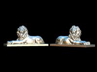 two lions ornament