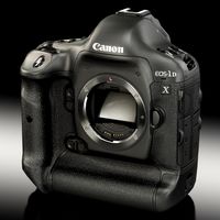Canon EOS-1D X DSLR camera