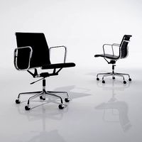 Vitra EA117