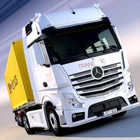 Mercedes Actros MP4 Gigaspace Truck with 40ft Container