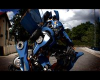 M10 Transformer-like Robot