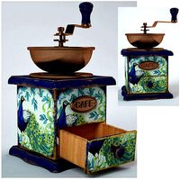 Blue kofemolka is decorated the technique of dekupazha Pavlin
