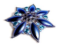 Brooch