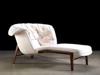 Armchair Cleo