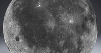 Moon Globe 11k