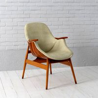 chair 72 am157