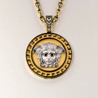 Meduza Qorqona Pendant with gemstones 001 | 3D