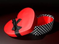 Gift Heart Shaped Box 3D Model